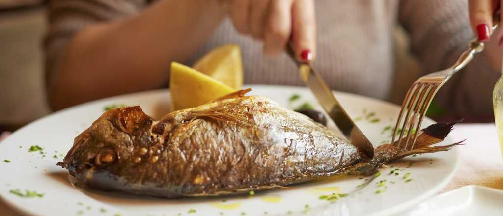 Comer mucho pescado podr&iacute;a relacionarse con el c&aacute;ncer de piel