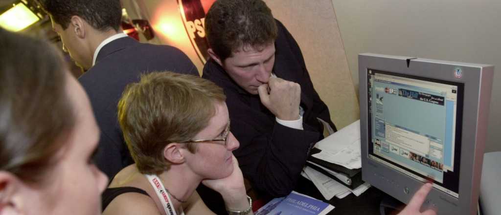 Dej&oacute; de existir Explorer, el internet con m&aacute;s memes de la historia