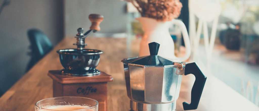 Cómo conviene limpiar la cafetera moka, según los italianos