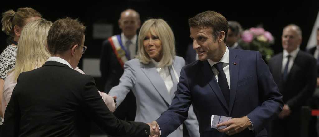 Dura derrota para Macron, pierde la mayoría absoluta en el Parlamento