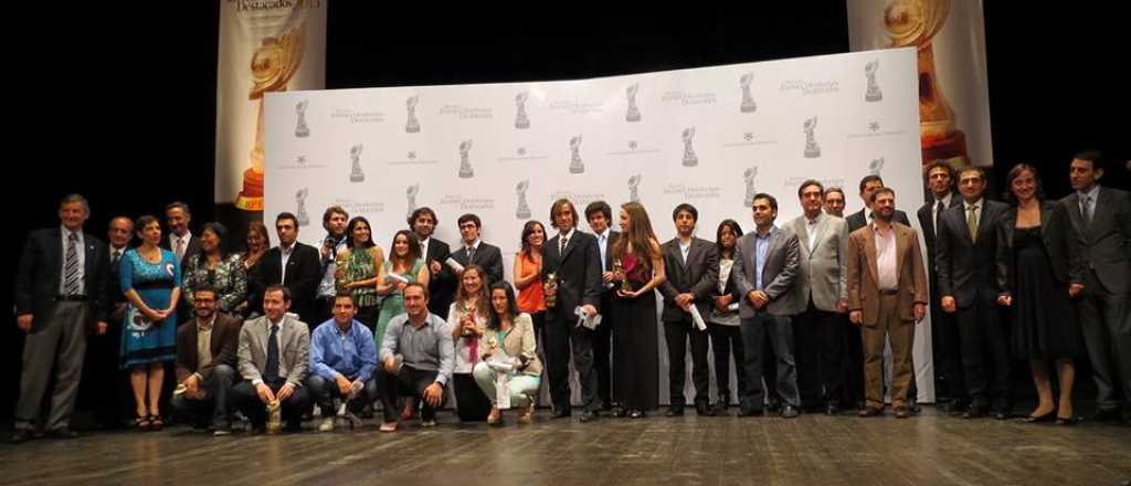 El CEM entregará los premios Jóvenes Mendocinos Destacados 2020