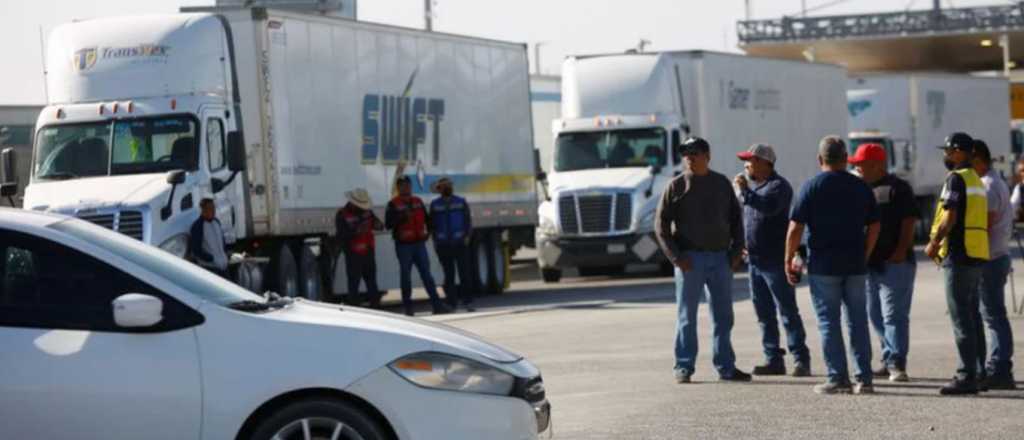 Al menos 46 migrantes fueron hallados muertos en un camión en EEUU
