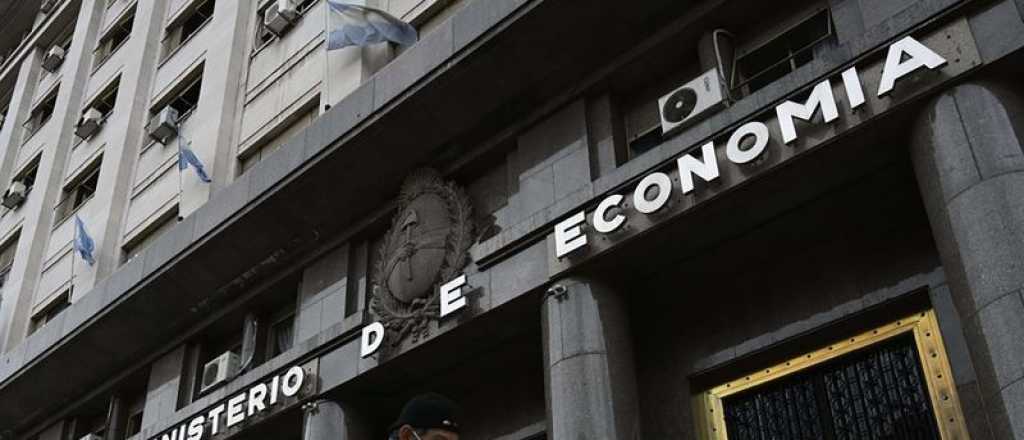 Milei y Caputo reestructuraron el Ministerio de Economía