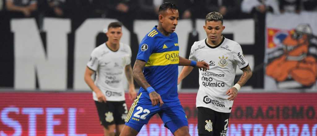 Boca recibe a Corinthians: hora, TV y formaciones