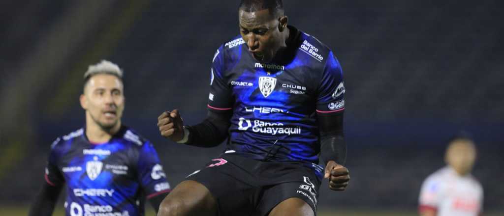 Jaime Ayov&iacute; amarg&oacute; a Lan&uacute;s sobre la hora en Ecuador