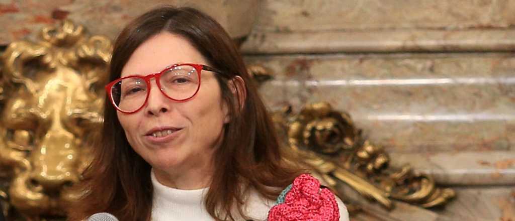 Batakis asegur&oacute; que el precio del d&oacute;lar oficial es competitivo