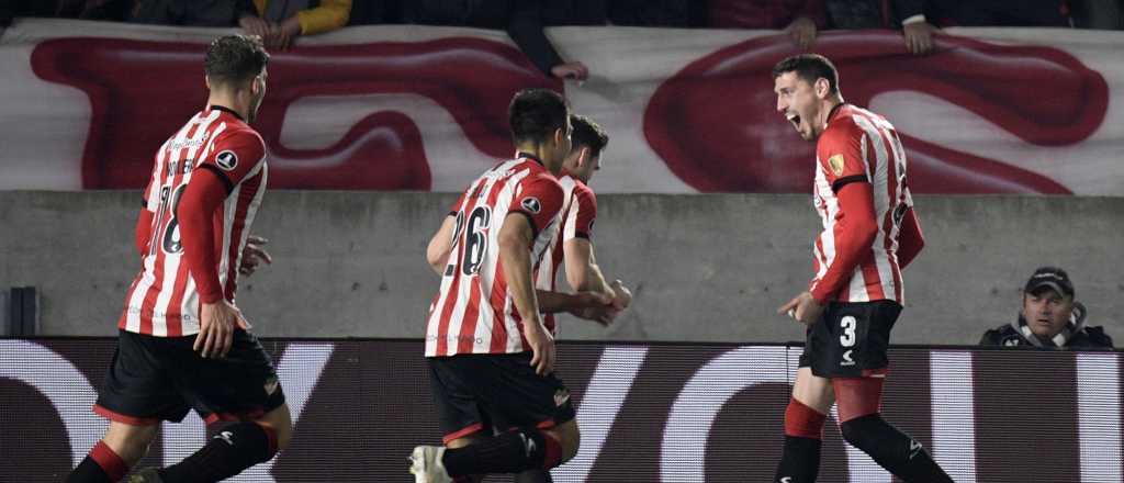 Estudiantes goleó a Fortaleza y está en cuartos de final de la Copa