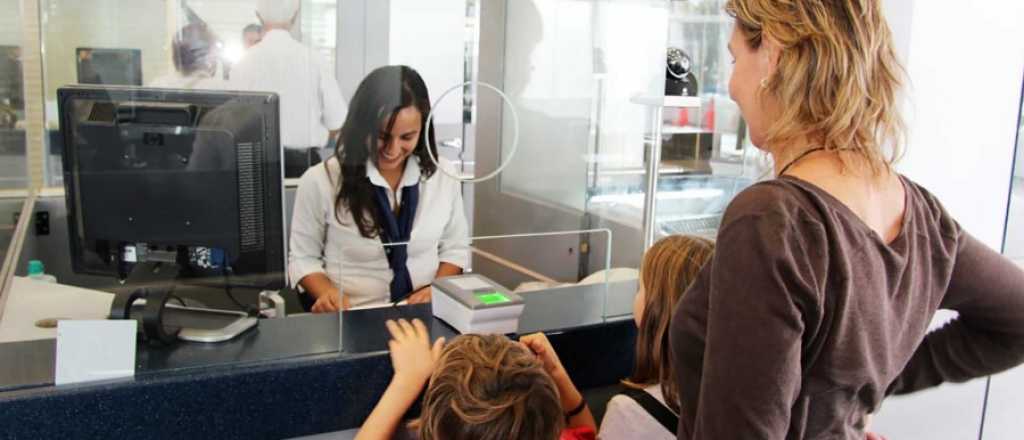 Habilitaron un tr&aacute;mite instant&aacute;neo para autorizar a menores a salir del pa&iacute;s