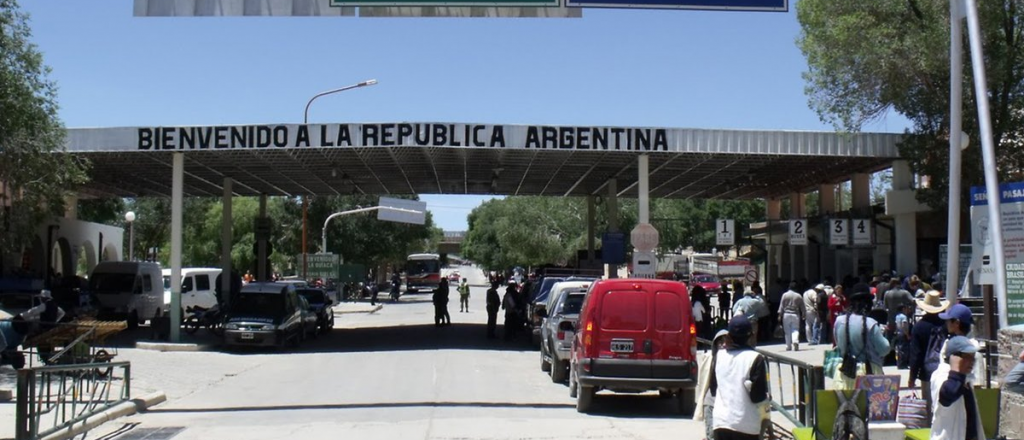 Tendencias: muchos argentinos pasan sus ahorros al peso boliviano