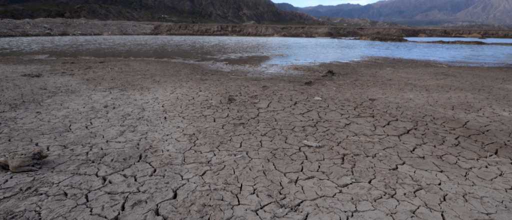 Sequía: hay menos agua para riego y cada habitante gasta 750 litros por día   