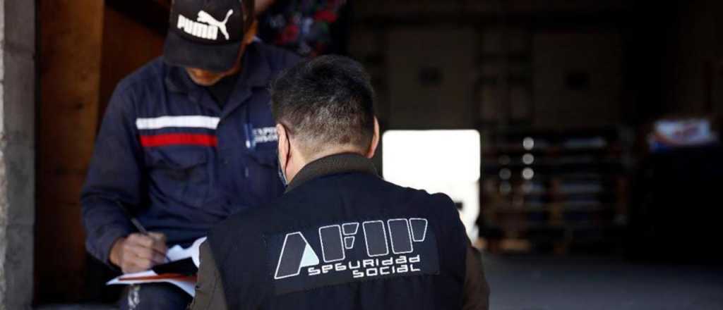 La AFIP intim&oacute; a 120 mil empleadores por potenciales irregularidades 