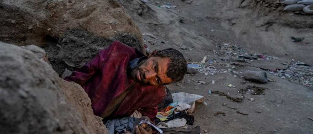 Impactantes fotos de la masiva adicción a la heroína en Afganistán