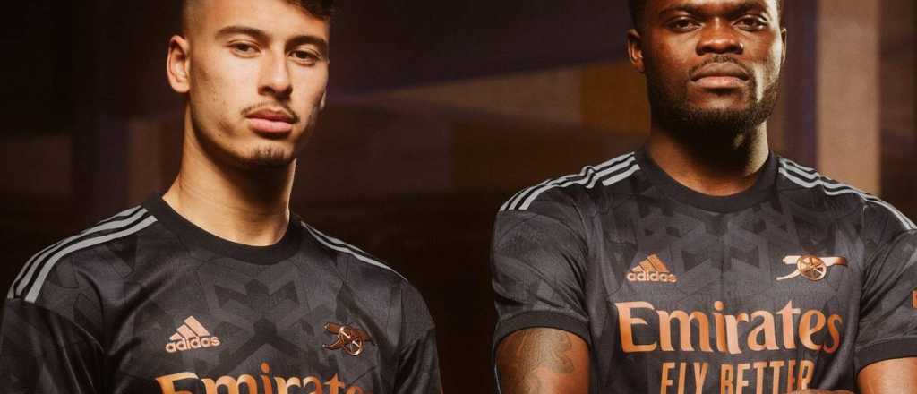 El incre&iacute;ble r&eacute;cord de la nueva camiseta del Arsenal