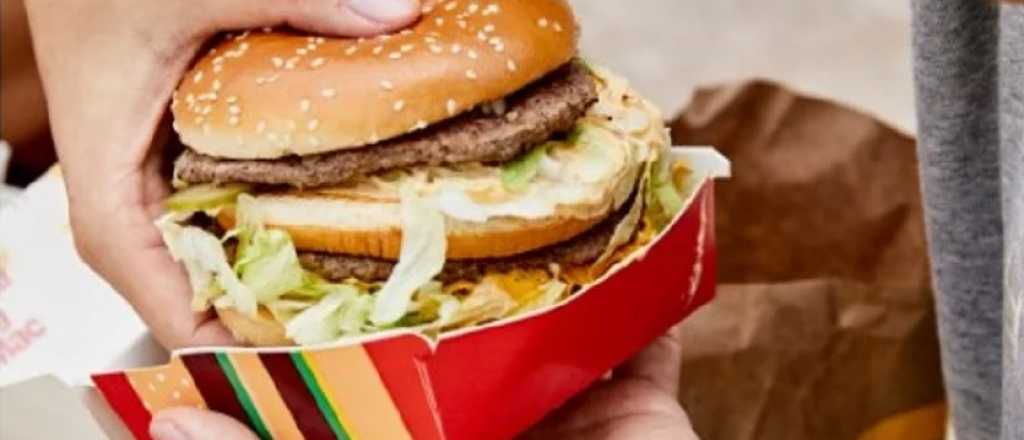 Para el índice Big Mac, el dólar debería costar menos en Argentina