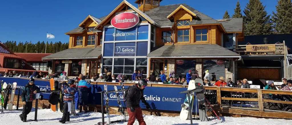 Las Leñas abre la temporada 2023 este fin de semana: cuánto sale ir a esquiar