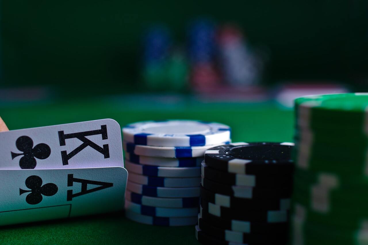 ¿Cómo ganar en póker? 7 consejos de póker para probar en 2024