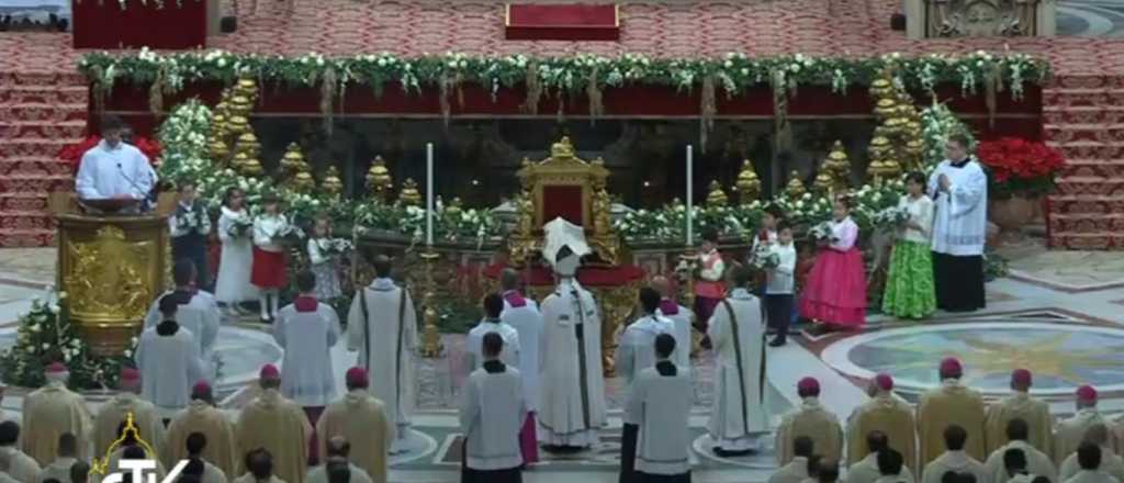 En vivo y en 3-D: la Misa de Gallo del Papa Francisco