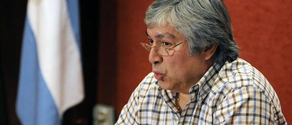 L&aacute;zaro B&aacute;ez no estaba en Mendoza el d&iacute;a que Fari&ntilde;a compr&oacute; el campo