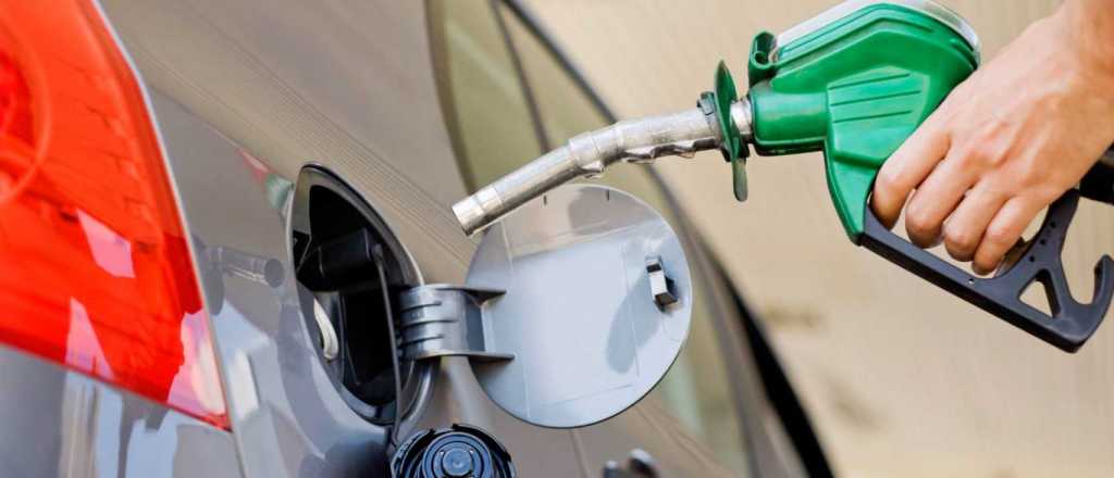 Empresarios no temen por la liberaci&oacute;n del precio del combustible