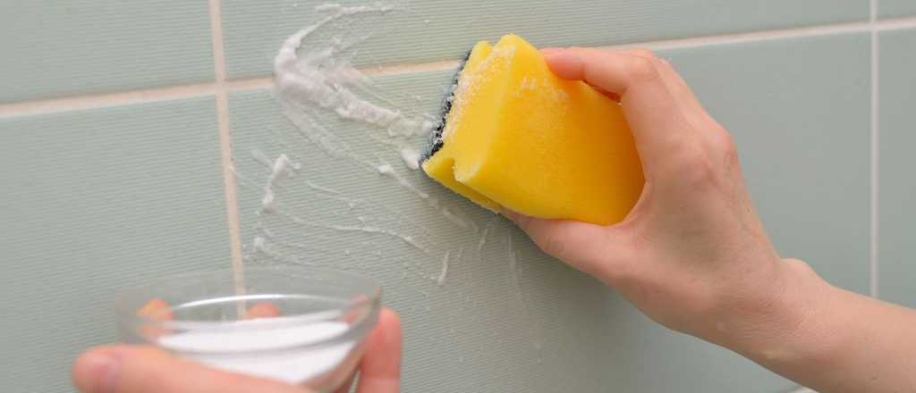 Cómo limpiar los azulejos del baño sin comprar productos