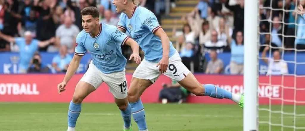 Juli&aacute;n &Aacute;lvarez debut&oacute; en el Manchester City con un gol, pero no alcanz&oacute;