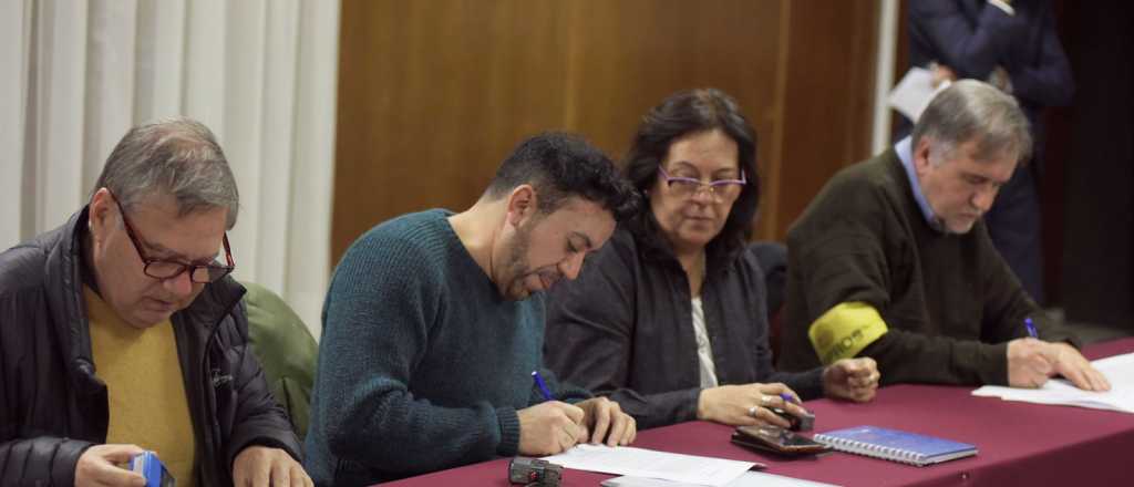 AMPROS acept&oacute; el aumento del 44% 