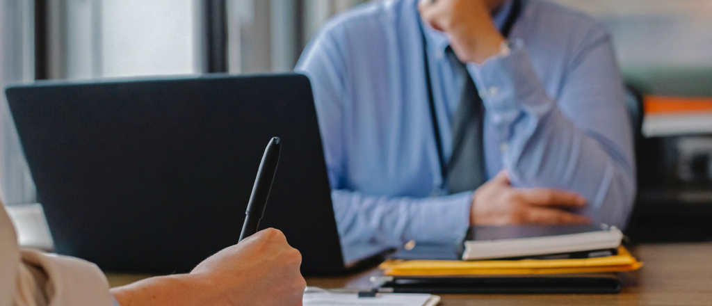 Los 3 signos que vivir&aacute;n una transformaci&oacute;n laboral en abril 