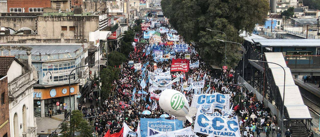 San Cayetano: movimientos sociales marcharon e insisten con el Salario Básico Universal