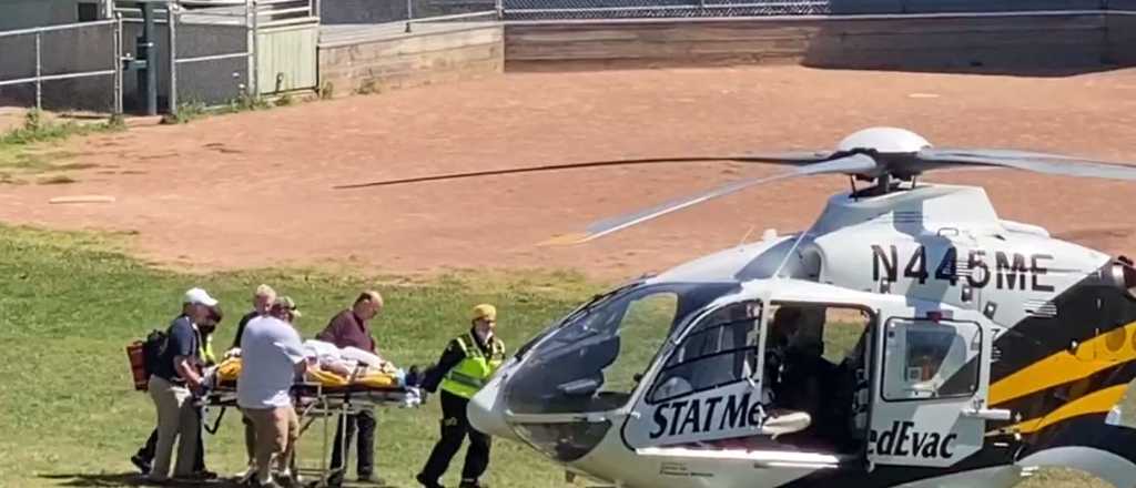 Salman Rushdie est&aacute; en estado cr&iacute;tico y podr&iacute;a perder un ojo y un brazo