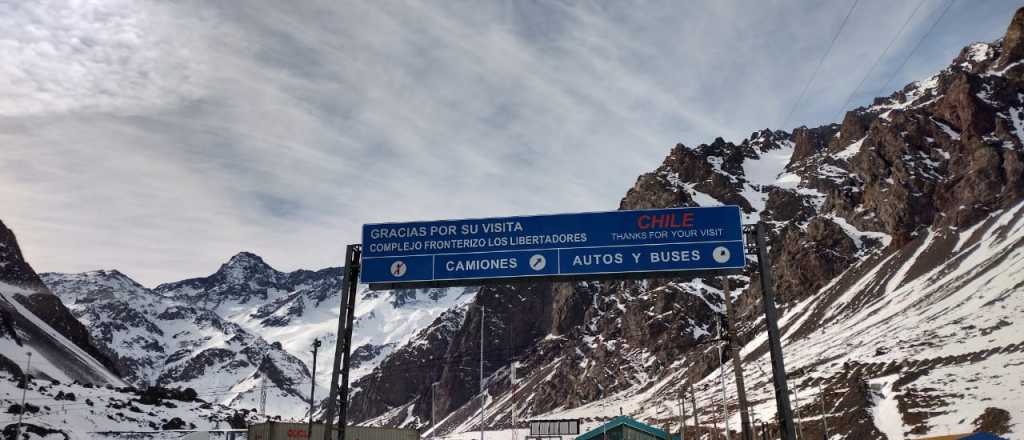 Por mal tiempo, cerraron el Paso Cristo Redentor