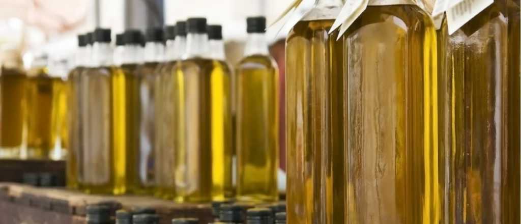 Prohíben dos aceites de oliva por considerarlos ilegales