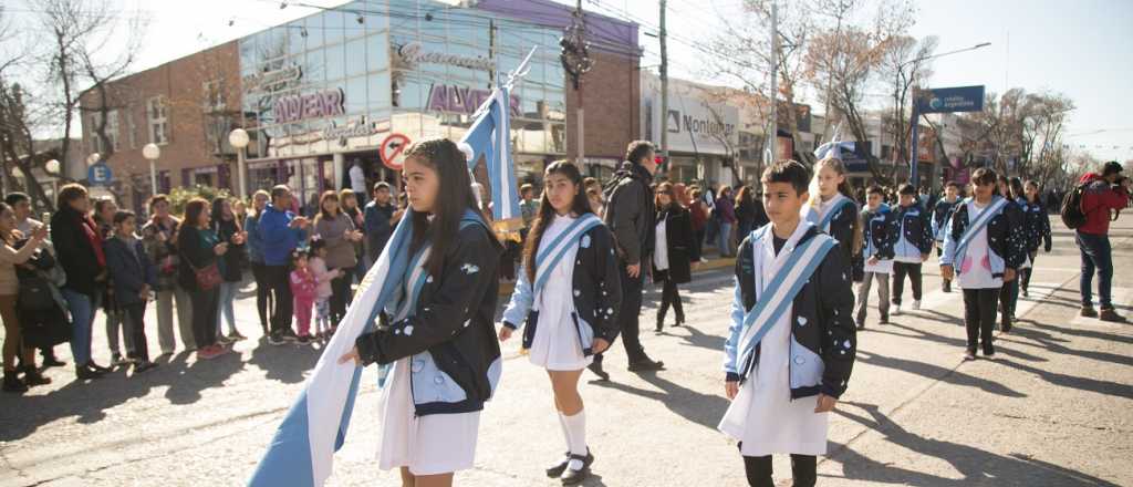 General Alvear festej&oacute; su 108&deg; aniversario con el tradicional desfile