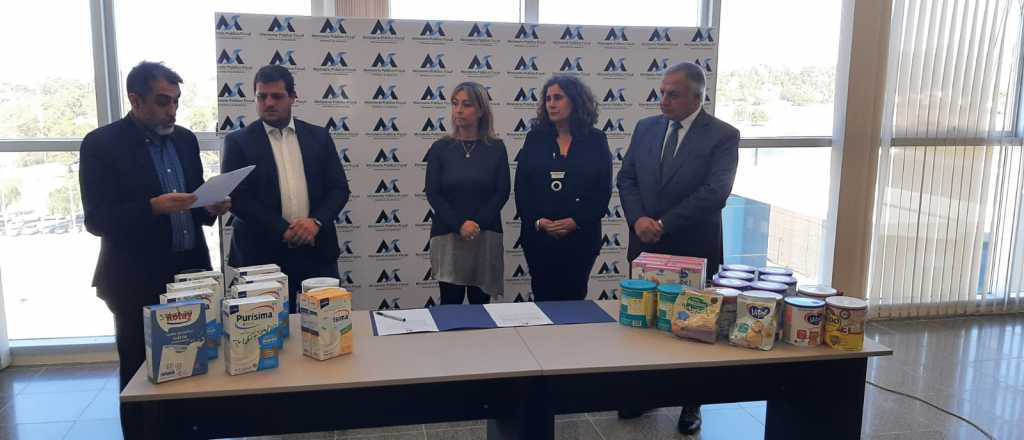 Salud recibi&oacute; la leche que pagaron los que violaron la cuarentena en Mendoza