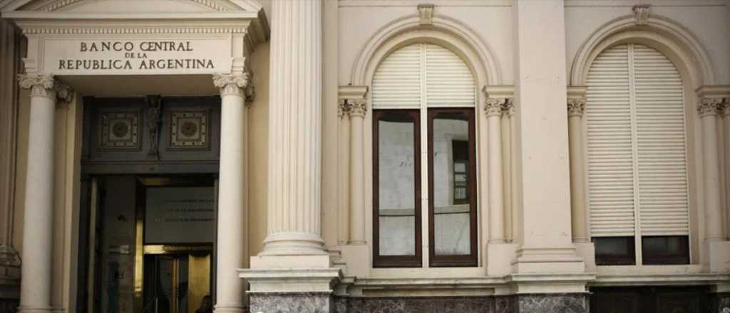 Quienes acceden al subsidio de luz y gas no podr&aacute;n comprar d&oacute;lar ahorro