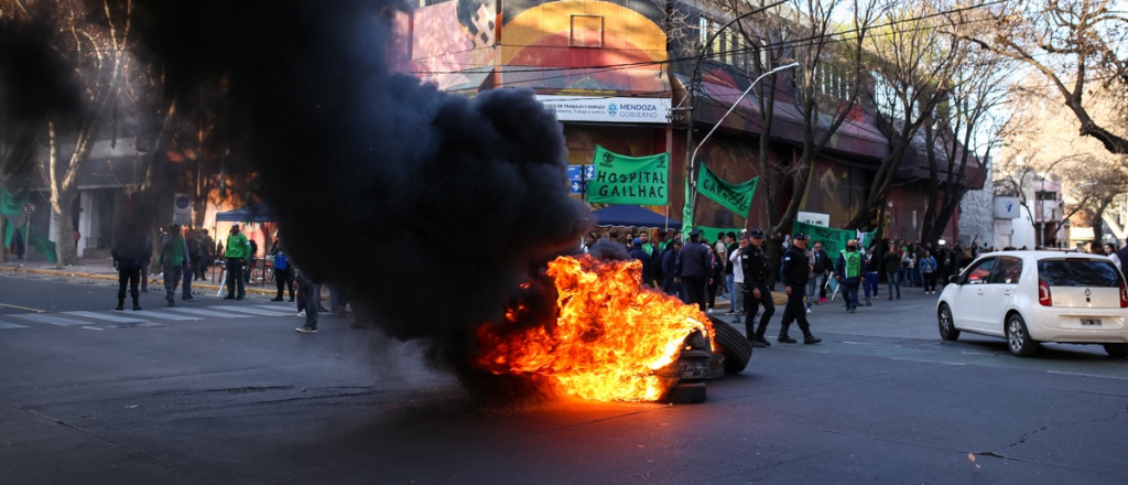 Violencia en la paritaria con ATE: incidentes en la Subsecretar&iacute;a de Trabajo