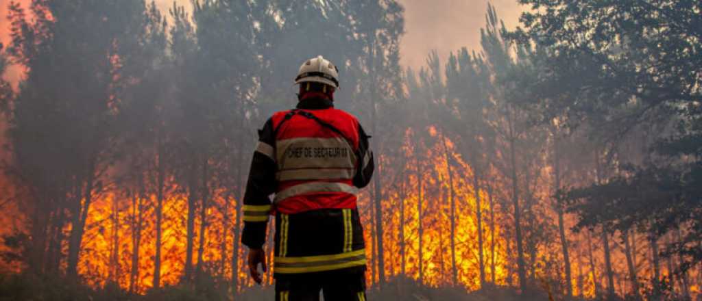 Los incendios forestales invaden Europa en medio de la ola de calor