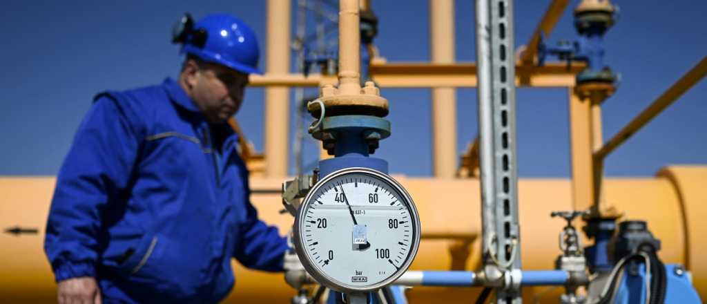 La crisis del gas en Europa hace caer al euro por debajo del dólar