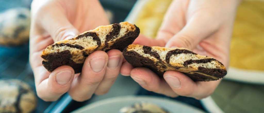 Cómo preparar unas galletas marmoladas de vainilla con chocolate