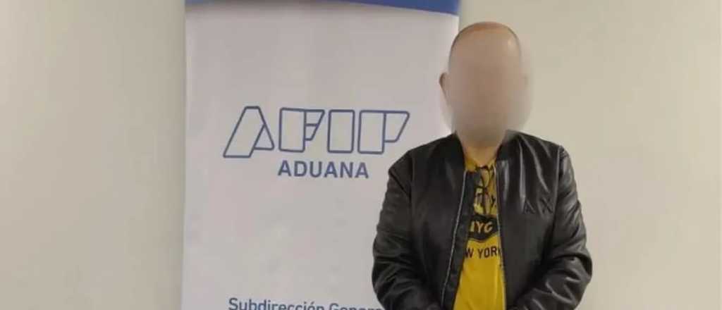 Argentino quiso entrar al pa&iacute;s 40 frascos con "droga sexual"