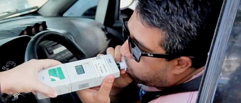 La multa por tomar y manejar será de hasta $5 millones en Mendoza