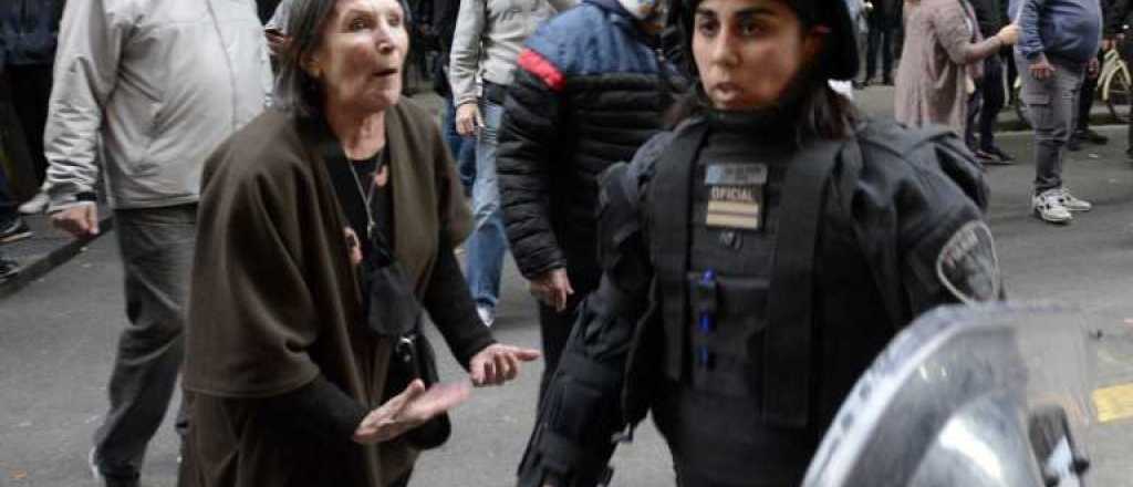 JxC repudi&oacute; la violencia de "manifestantes y funcionarios kirchneristas"