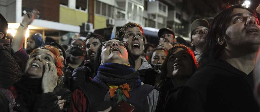 Vecinos de Recoleta denunciaron pirotecnia después del discurso de CFK