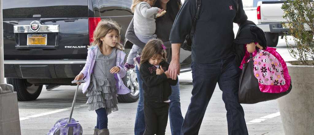 7 famosos que quedaron flechados por mujeres latinas