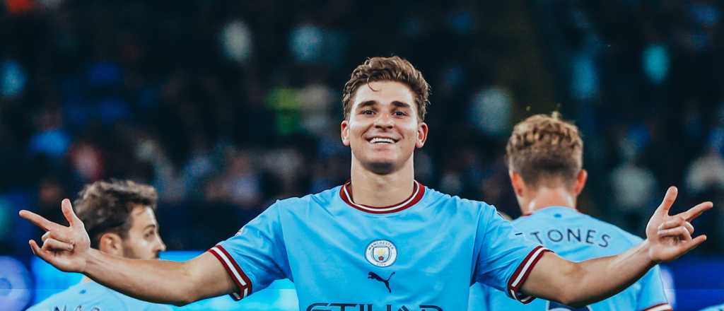 Video: doblete con golazo incluido para Juli&aacute;n &Aacute;lvarez en la goleada del City