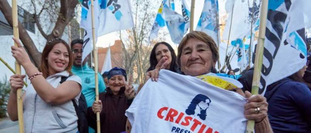 "Cristina Presidente, Salgado intendente", el que fue preso por corrupción