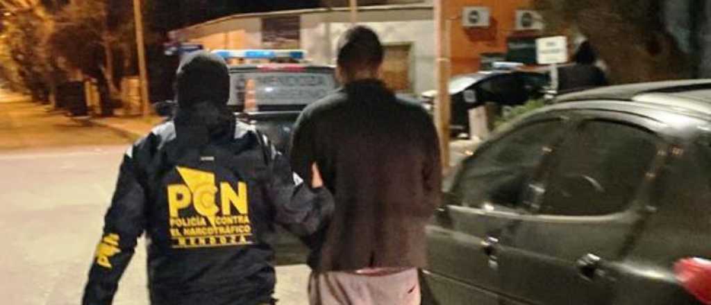 Desbarataron un kiosco de drogas en Las Heras: un detenido