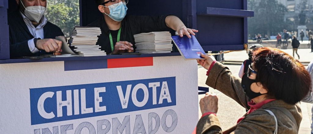 Plebiscito constitucional chileno: voto obligatorio e incertidumbre