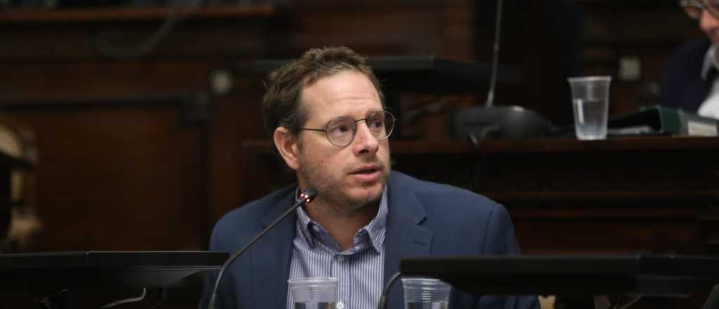 Ilardo acusó a la UCR de ser cómplice de la dictadura y el partido lo repudió