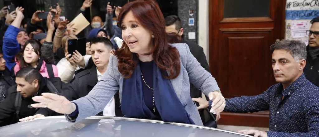 Cristina acusa a la Justicia de ser cinco veces juzgada por el mismo hecho
