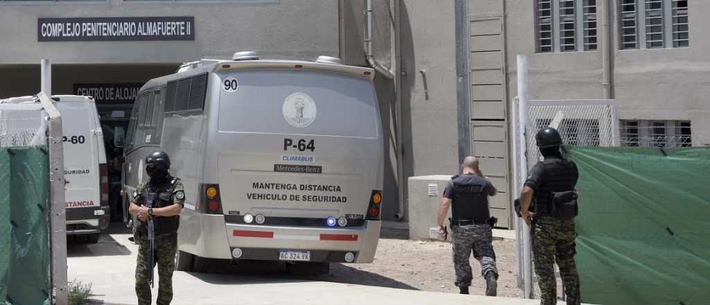 Allanaron dos cárceles de Mendoza y caen 3 mujeres por estafas virtuales